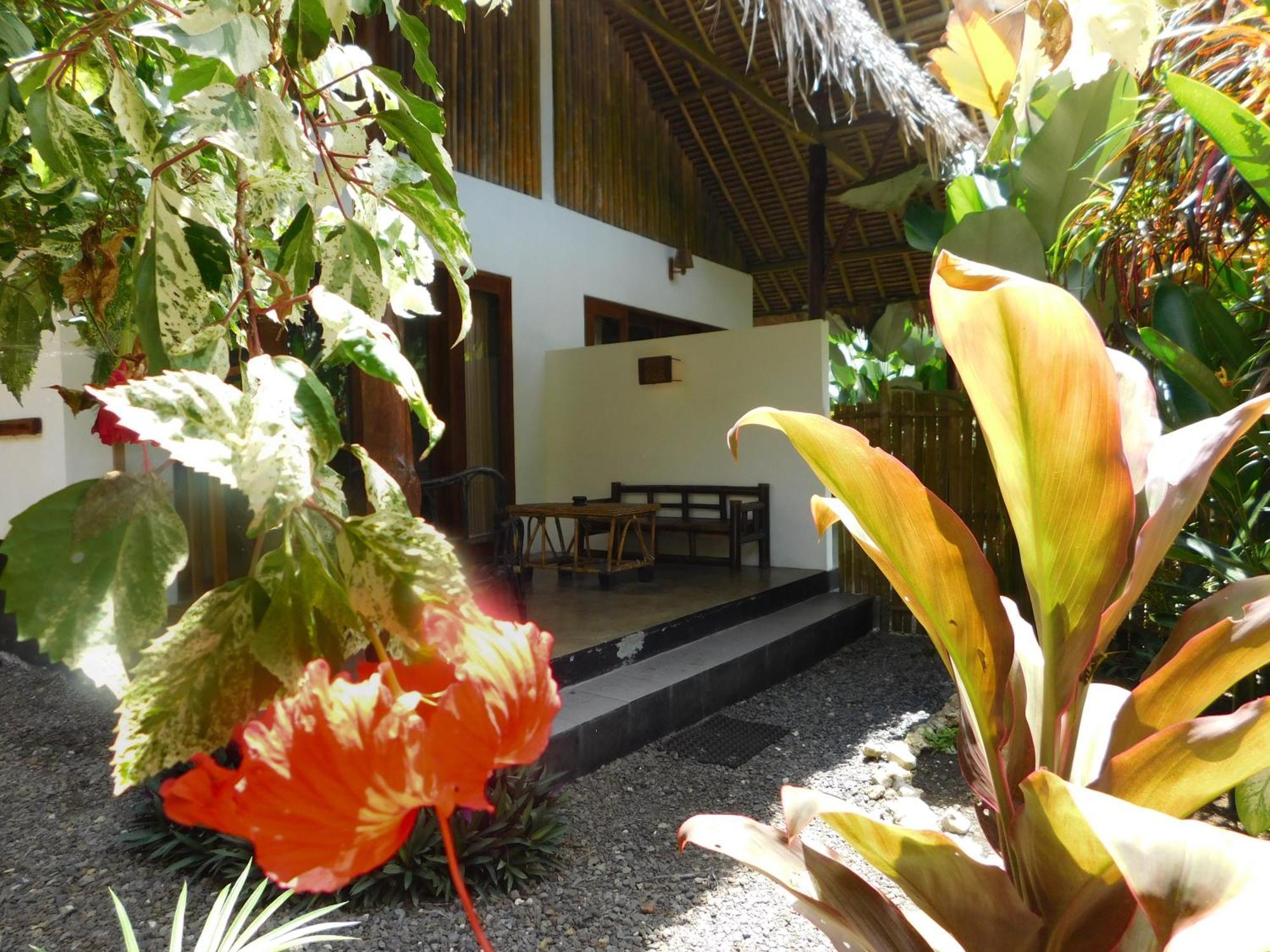 Rnv Eco Resort Bungalows Batukaras Экстерьер фото